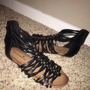Women’s gladiator sandals